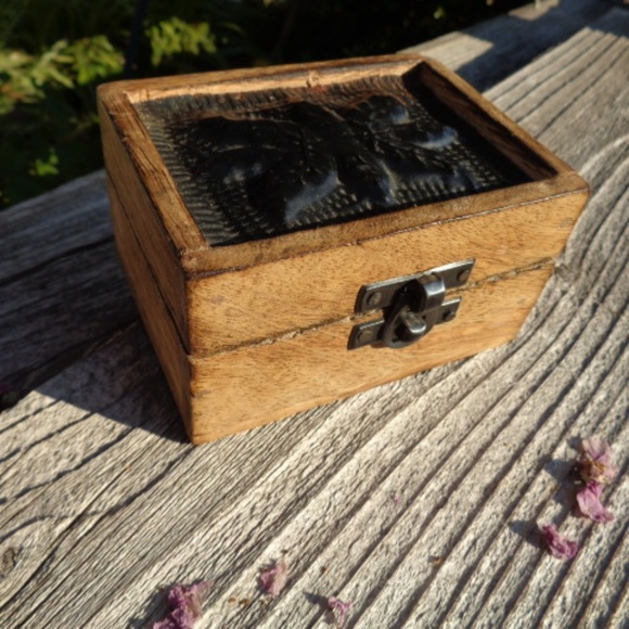 VTG Small wooden stash box - Picture 4 of 8